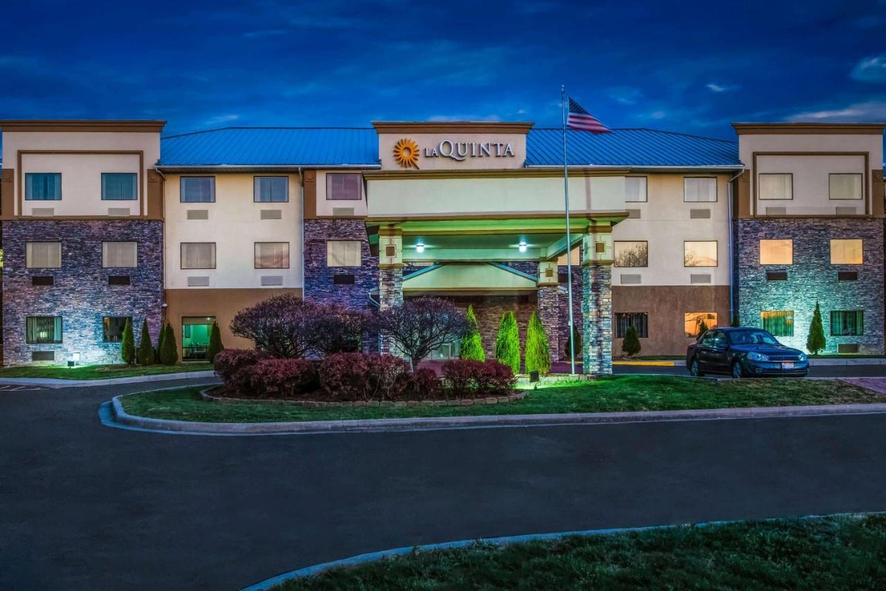 Hotel La Quinta By Wyndham Fairborn Wright-Patterson 2*