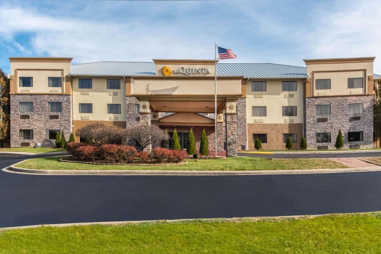 La Quinta By Wyndham Fairborn Wright-Patterson Hotel